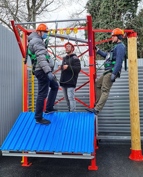 г. Краснодар. ГК "АТОН-ЮГ" используют при обучении сертифицированный верхолазный полигон "АЛЬПИНИСТ" г. Краснодар. ГК "АТОН-ЮГ" используют при обучении сертифицированный верхолазный полигон "АЛЬПИНИСТ"